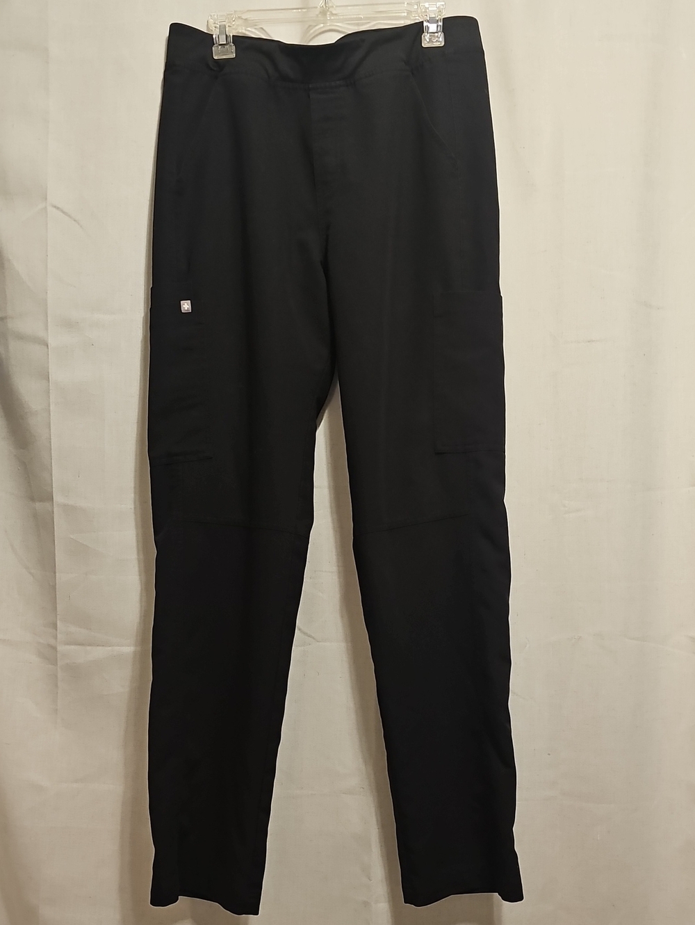 FIGS Women's Black Cargo Scrub Pants